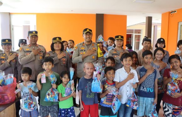 Kapolres AKBP Leo Dedy Defretes, Berbagi Kasih di Yayasan Bali Kids Abianbase