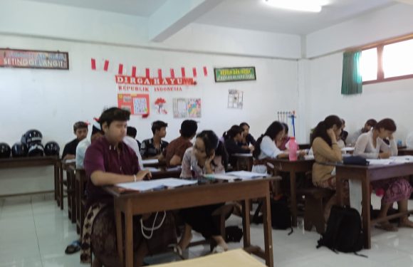 Menghadapi Ujian Sekolah SMP Dwijendra Denpasar Mengadakan Try Out.