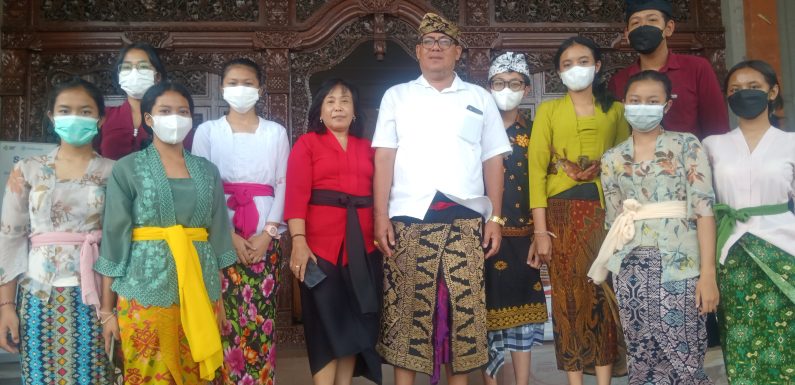 Sebanyak 9 Orang Siswa SMA 4 Denpasar Sukses Meraih Juara Satu, Dalam Ajang Karya Tulis Ilmiah Remaja Tingkat ASEAN Dan Internasional.