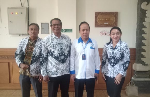 PGRI Bali Bekerjasama Dengan BANSM Provinsi Bali Menggelar Sosialisasi Terkait Akreditasi Guna Meningkatkan Mutu Pendidikan.