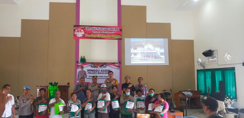 Gelar Minggu Kasih Polres Buleleng, Berikan Tali Kasih di Gereja GKPB Pelangi Kasih, Seririt.
