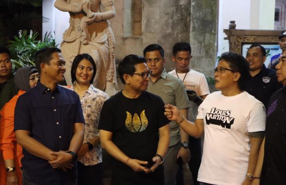Kapolres Badung Turun Langsung Beri Pengamanan  HUT Mangupura Ke-14 Tahun 2023.