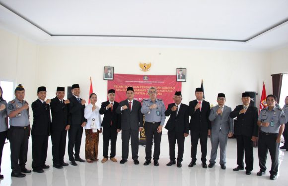 Majelis Pengawas Daerah Notaris Kabupaten Jembrana Dilantik, Romi Yudianto: Fokus Tugas dan Lepas Kepentingan Lain.