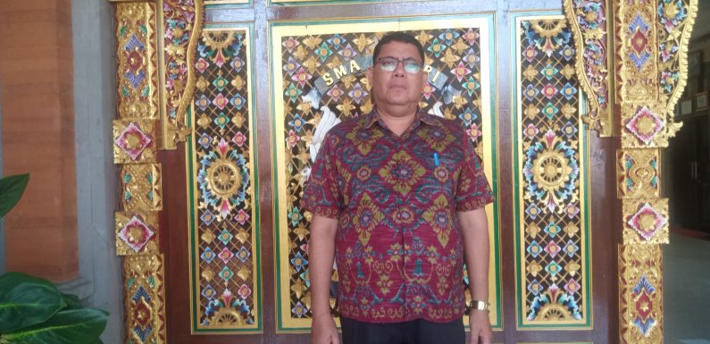 11 Orang Siswa SMA Negeri 4 Denpasar Sukses Meraih Juara 1 Dalam Ajang Karya Tulis Tingkat Internasional  dan Tingkat Nasional.