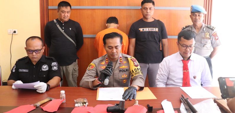 Satuan Reskrim Polres Buleleng Berhasil Mengungkap Kasus Dugaan Kepemilikan Senpi Dan Sajam.