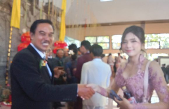 SMK Negeri 3 Denpasar lepas 508 Siswa Kelas XII.