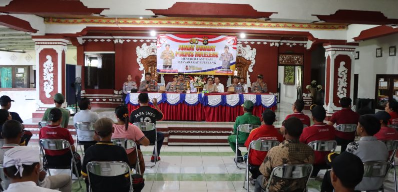 Kapolres Buleleng Gelar Jumat Curhat di Desa Tukad Sumaga: Fokus pada Illegal Logging dan Pelatihan Linmas.