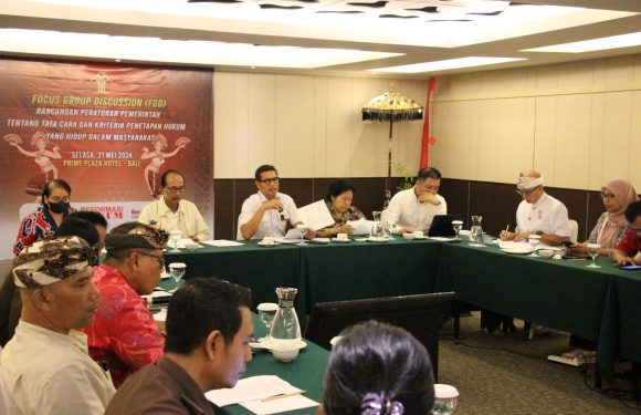 Lestarikan dan Integrasikan Hukum Adat ke Sistem Hukum Nasional, Ditjen PP Gelar FGD di Bali
