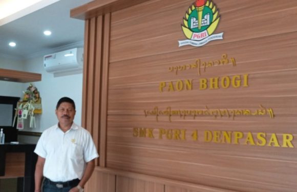 SMK PGRI 4 Denpasar Menggratis Uang Gedung dan Uang Praktek Bagi Siswa Baru Yang Mendaftar dan Bergabung di SMK PGRI 4 Denpasar.