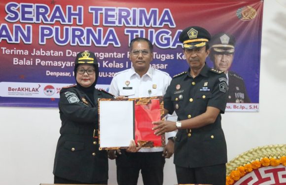 Pimpin Sertijab Kabapas Denpasar, Kadiv Admin Kanwil Kemenkumham Bali Harapkan Kinerja yang Semakin Optimal.