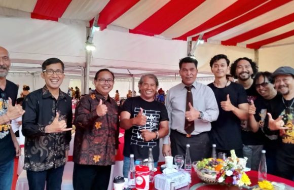 Kapolda Bali Undang Band Rock Metal Bali,”Crazy Horse” Tampil Pada HUT Bhayangkara ke – 78.