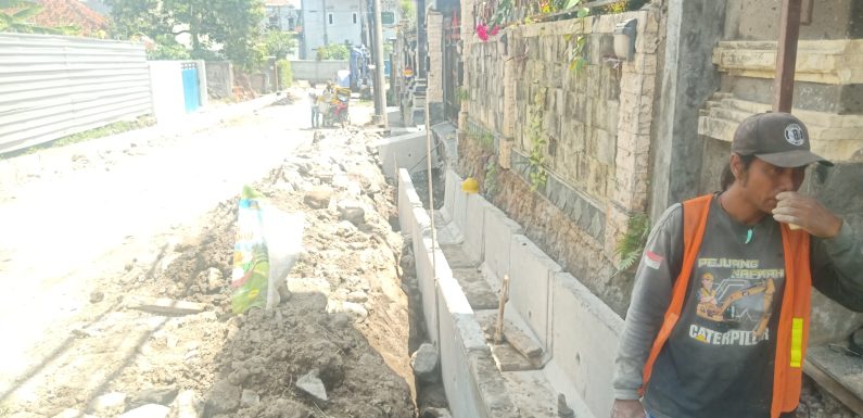 CV. Indah Karya  Perkasa Pastikan Proyek Pembangunan Jalan Cargo dan Jalan Sari Dana Denpasar Selesai Tepat Waktu Sesuai Dengan Spesifikasi Yang Ditentukan.
