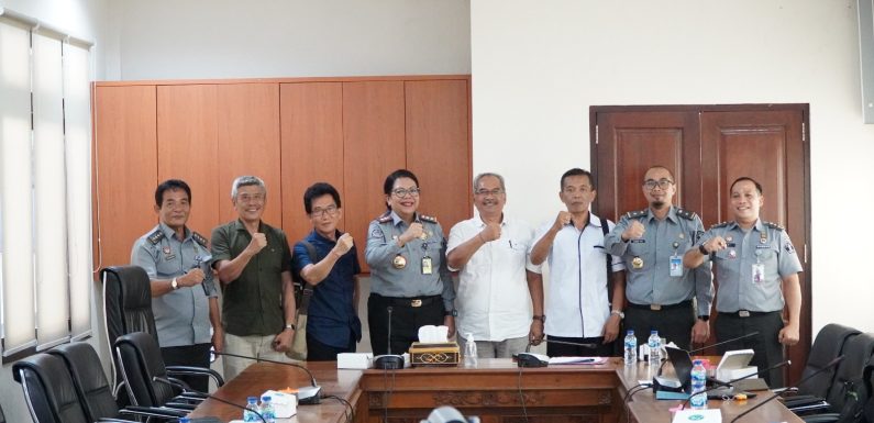 MKNW Bali Rapat Bahas Pengawasan Notaris Sesuai Permenkumham Nomor 17 Tahun 2021.
