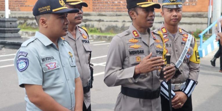 Kapolres Karangasem Ajak Masyarakat Berpartisipasi Aktif Wujudkan Keamanan Berlalu Lintas Dalam Ops Zebra Agung 2024.