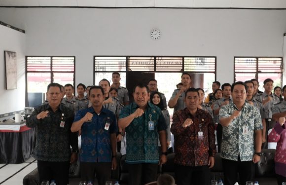 HIDANGKAN MAKANAN YANG LAYAK UNTUK WBP, SELURUH PETUGAS LAPAS RUTAN IKUTI SERTIFIKASI TATA BOGA DI RUTAN BANGLI.
