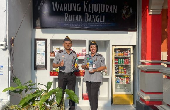 TINGKATKAN INTEGRITAS PEGAWAI, RUTAN BANGLI INISIATIF BUKA WARUNG KEJUJURAN.