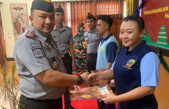 Kado Natal, Enam Narapidana Singaraja Terima Remisi Natal 2024.