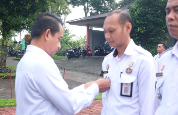 RAIH PREDIKAT WILAYAH BEBAS DARI KORUPSI, RUTAN BANGLI GELAR APEL AWAL TAHUN DAN PENYEMATAN PIN WBK.