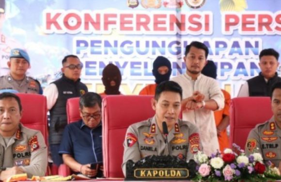 Kapolda Bali Tetapkan Tiga Tersangka Penyelundupan 29 Penyu Hijau di Jembrana.