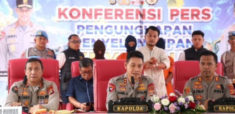 Kapolda Bali Tetapkan Tiga Tersangka Penyelundupan 29 Penyu Hijau di Jembrana.