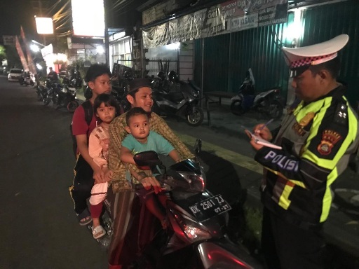 Tingkatkan Disiplin Masyarakat Dalam Berlalu Lintas, Satgas Gakkum Polres Jembrana, Gelar Operasi Keselamatan Agung 2025.