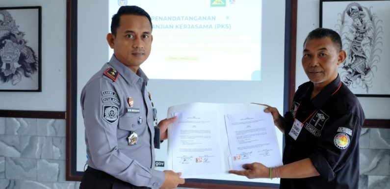 DUKUNG PEMULIHAN DAN PEMBINAAN WBP, RUTAN BANGLI TEKEN KERJASAMA STRATEGIS UNTUK PROGRAM REHABILITASI PEMASYARAKATAN.