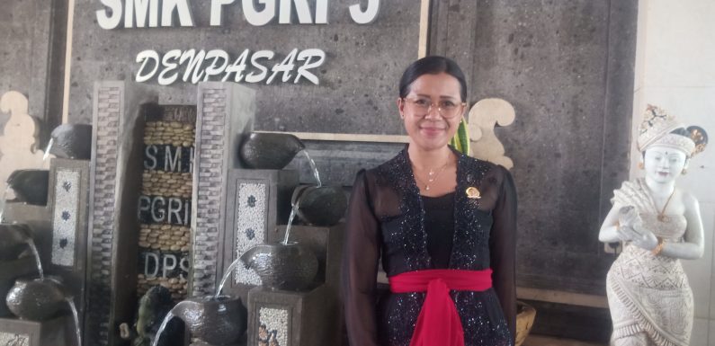 Sudah 200 Orang Lebih  Yang Mendaftar di SMK PGRI 3 Denpasar.