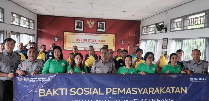 RUTAN BANGLI SERAHKAN BANTUAN PAKET SEMBAKO DALAM RANGKA HARI BAKTI PEMASYARAKATAN KE-61.