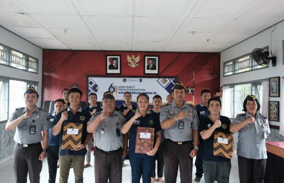 PENGHARAPAN JALAN HIDUP YANG LUHUR, WARGA BINAAN PEMASYARAKATAN RUTAN BANGLI PEROLEH REMISI HARI RAYA WAISAK.