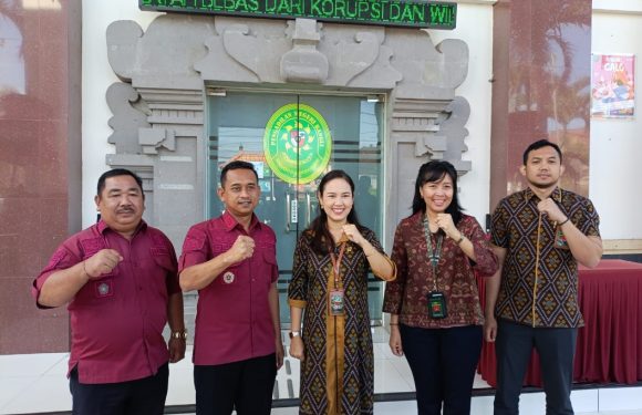 PERKUAT SINERGITAS DENGAN APH, KEPALA RUTAN BANGLI SAMBANGI PENGADILAN NEGERI BANGLI.