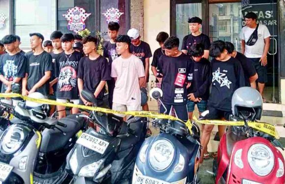 Satlantas Polresta Denpasar Tindak Remaja Yang Konvoi di Jalan Raya Puputan.
