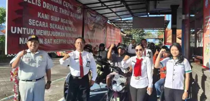 Sang Inovator Samsat Badung I Ketut Sadar. S.Sos kembali luncurkan Layanan Drive Thru Non Tunai Berbasis QRIS Bank BPD  Bali.