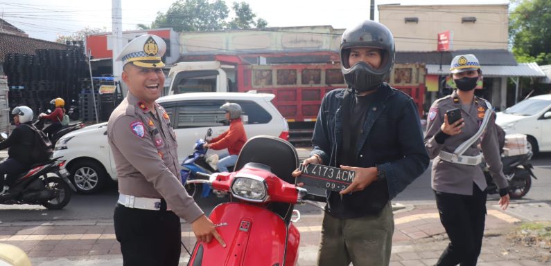 Ops Patuh Agung 2025 Polresta Denpasar Hari Ke 2 Tindak 75 Pelanggaran Lalu Lintas di Simpang Mahendradatta – Buana Kubu.