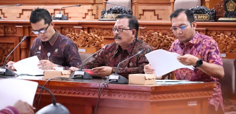 Dukung Produk Hukum Berkualitas, Kanwil Kemenkum Bali Gelar Rapat Harmonisasi Raperda Kota Denpasar.