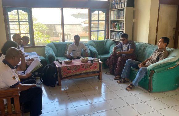 Sidang Panitia A dan Pemeriksaan Lapang Permohonan Hak Tanah di Desa Batukaang, Panitia A Pastikan Kepastian Hukum Bidang Tanah.