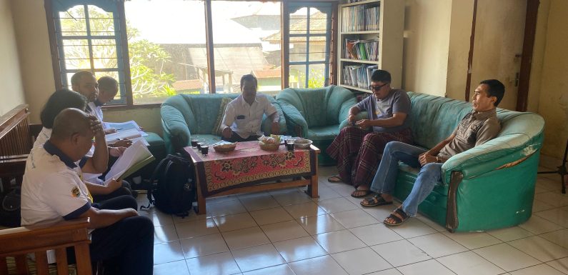 Sidang Panitia A dan Pemeriksaan Lapang Permohonan Hak Tanah di Desa Batukaang, Panitia A Pastikan Kepastian Hukum Bidang Tanah.