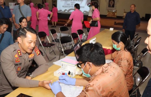 Polresta Denpasar Gelar Bakti Kesehatan Donor Darah Dalam Rangka Hari Jadi Polwan Ke-77.