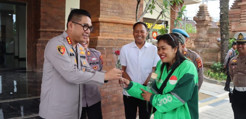 Aksi Solidaritas Ojol,  Polresta Denpasar Komitmen Jaga Kamtibmas.