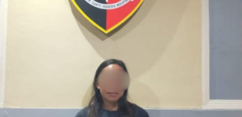 Curi Uang Majikan hingga Delapan Kali, Pelaku Akhirnya Ditangkap Tim Opsnal Polsek Dentim.