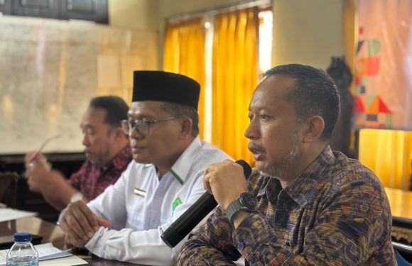 Kasi Penetapan Hak dan Pendaftaran Kantor Pertanahan Kabupaten Tabanan Jadi Narasumber Dialog Perwakafan.