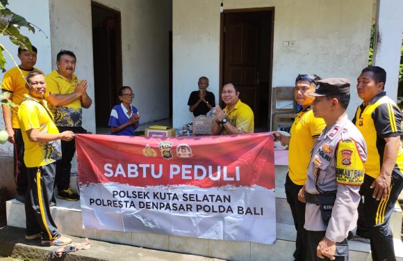 Polsek Kuta Selatan Gelar “Sabtu Peduli” Bantu Warga Kurang Mampu.