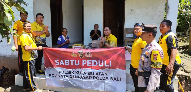 Polsek Kuta Selatan Gelar “Sabtu Peduli” Bantu Warga Kurang Mampu.
