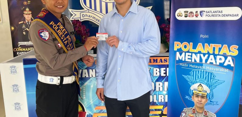 Apresiasi Pemohon SIM terhadap Pelayanan Satpas Polresta Denpasar yang Cepat, Transparan, dan Humanis.