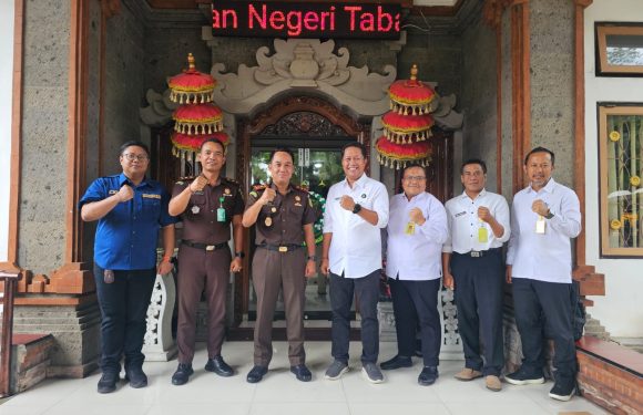 Kepala Kantor Pertanahan Tabanan Gelar Audiensi dengan Kajari Baru, Perkuat Sinergitas Antar Instansi
