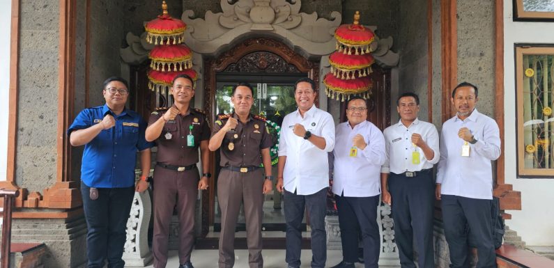 Kepala Kantor Pertanahan Tabanan Gelar Audiensi dengan Kajari Baru, Perkuat Sinergitas Antar Instansi