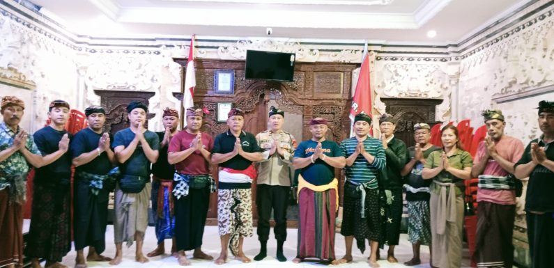 Sat Binmas Polresta Denpasar Gelar Sambang Kamtibmas di Banjar Kerta Jati, Ajak Warga Bijak Bermedsos.
