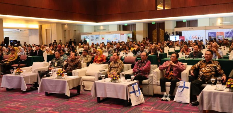 Kepala Kantor Pertanahan Kabupaten Bangli menghadiri acara Musyawarah Nasional Masyarakat Ahli Survey Kadaster Indonesia (MASKI) 2025.