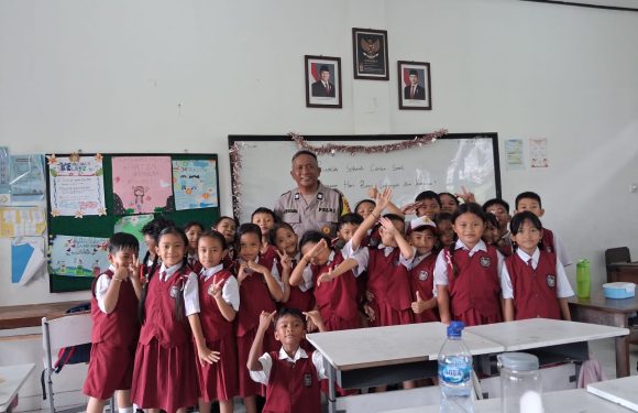 Sebanyak 1.427 Siswa SD di Sanur Terima Paket Makan Bergizi Gratis.