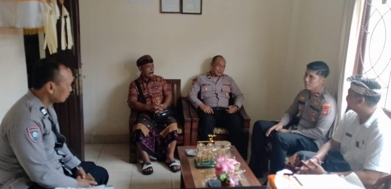 Polsek Kota Jembrana Jalin Sinergi Lewat Dialog Kamtibmas Bersama Lurah Dauhwaru.