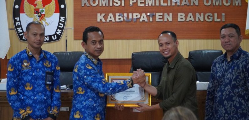 SHARING KNOWLEDGE ZI, KARUTAN BANGLI HADIR SEBAGAI NARASUMBER DI KPU KABUPATEN BANGLI.